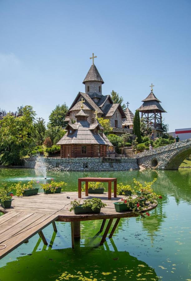 Ethno Village Stanisici ビイェリナ エクステリア 写真